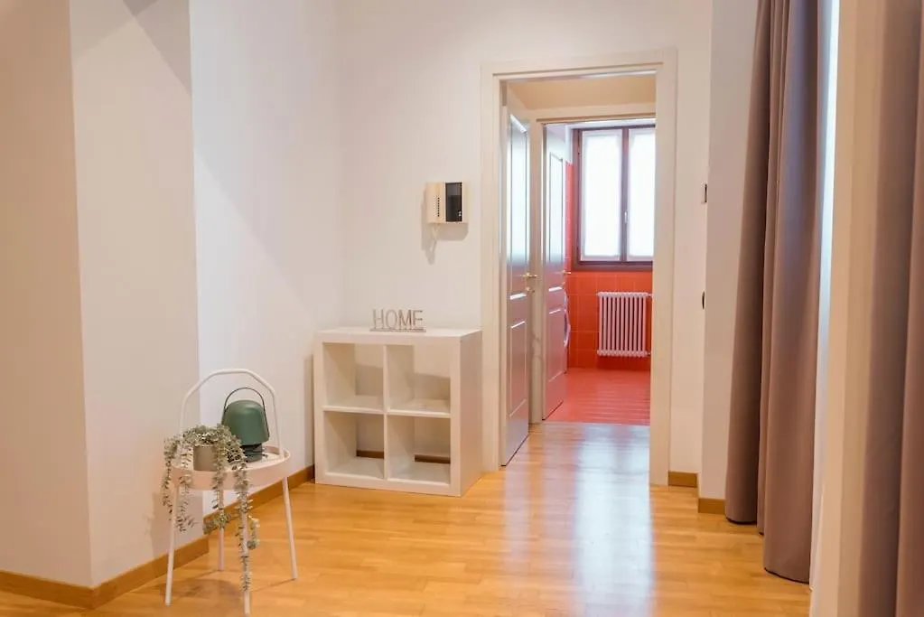 Loft Limone, By R Collection Apartment Como